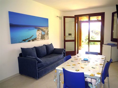 Blu Vacanze Residence Фавиняна Екстериор снимка